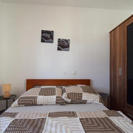 Apartment Mikec 2 By Interhome Malinska